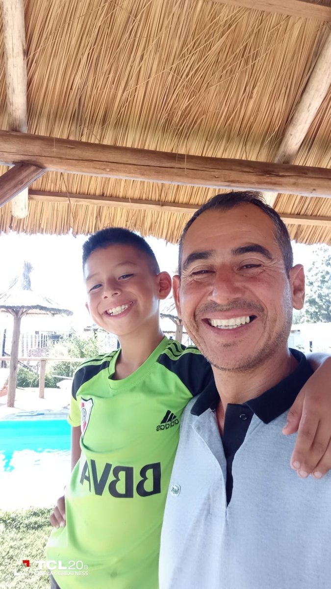 Carlos Bejarano y su hijo Tiziano, los nuevos h&eacute;roes de los bomberos de Virrey del Pino.