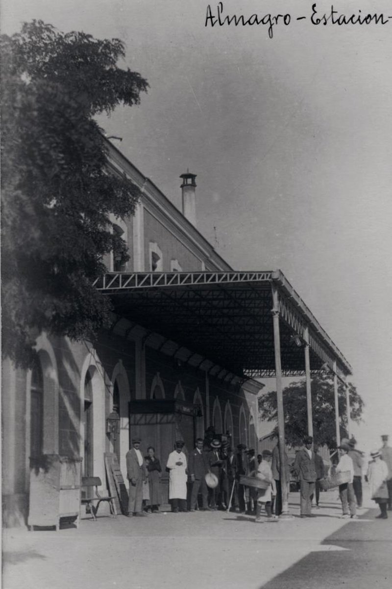 Una de las pocas fotos tomadas a la antigua estaci&oacute;n Almagro del Tren Sarmiento.