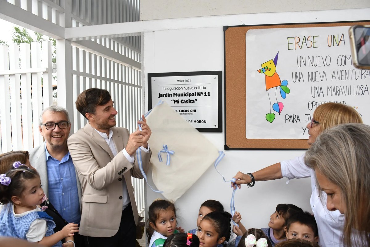 Mor&oacute;n inaugur&oacute; un nuevo jard&iacute;n de infantes municipal.