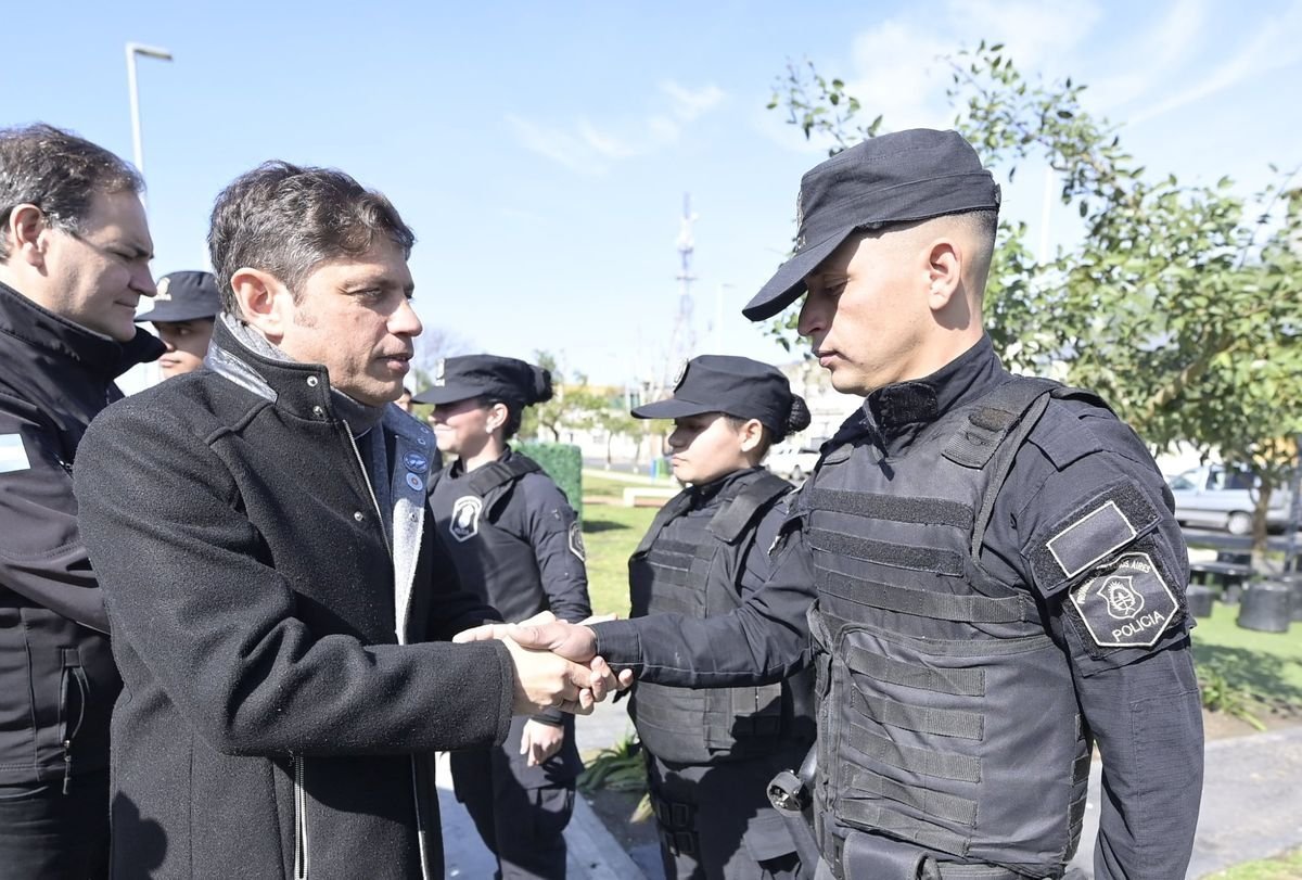 Axel Kicillof enviar&aacute; efectivos de la Polic&iacute;a bonaerense a Rosario.