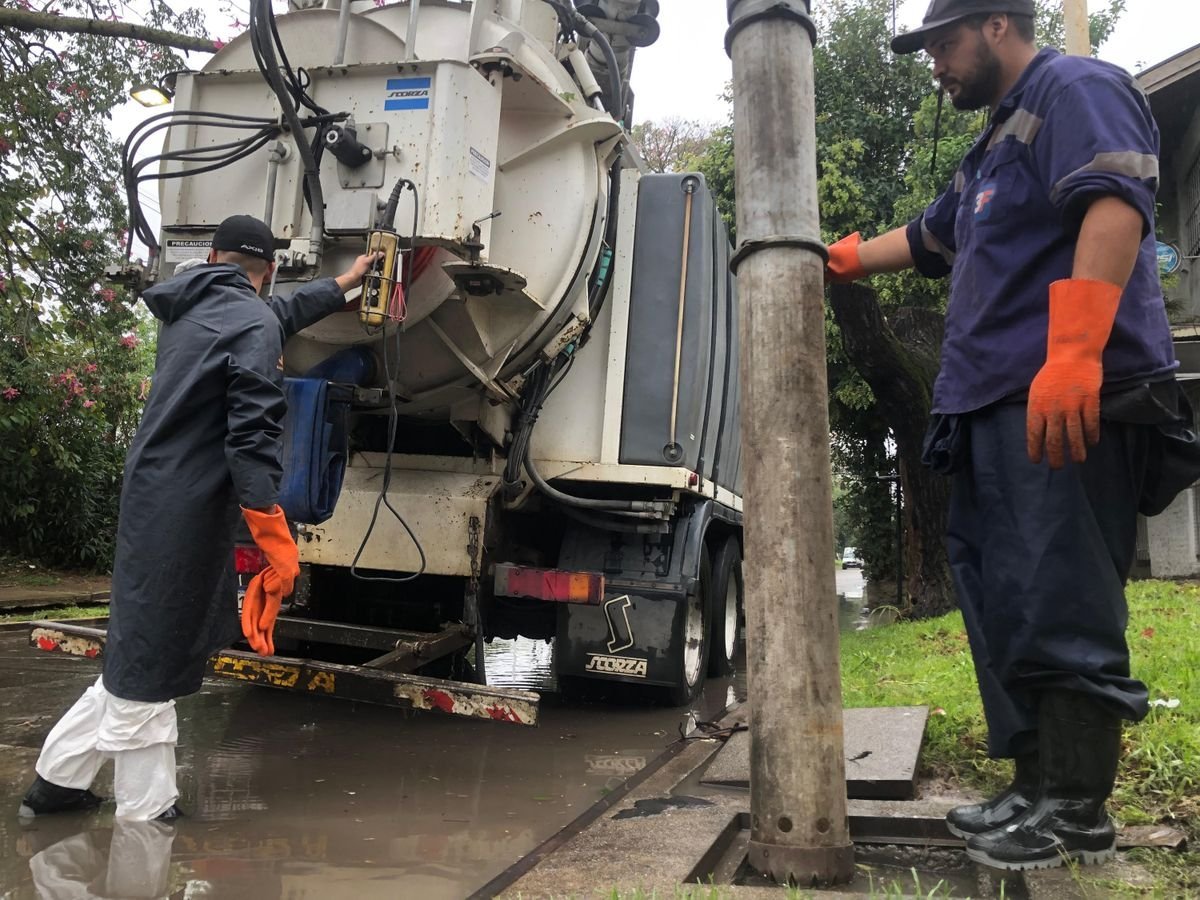 Tres de Febrero refuerza sus equipos de emergencia ante el temporal.