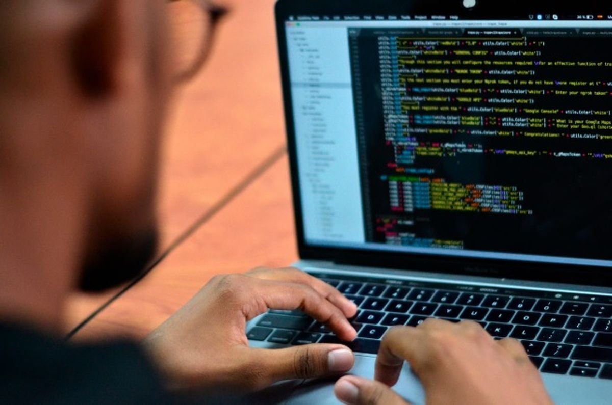 El sistema inform&aacute;tico del municipio de Mor&oacute;n sufri&oacute; el ataque de hackers an&oacute;nimos.