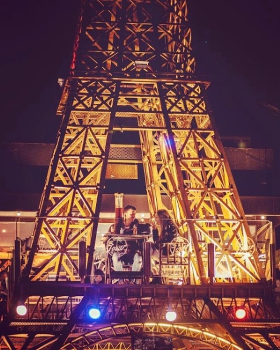 The Tower Beer House, una cervecer&iacute;a que buscaba traer Par&iacute;s al municipio de Ituzaing&oacute;.