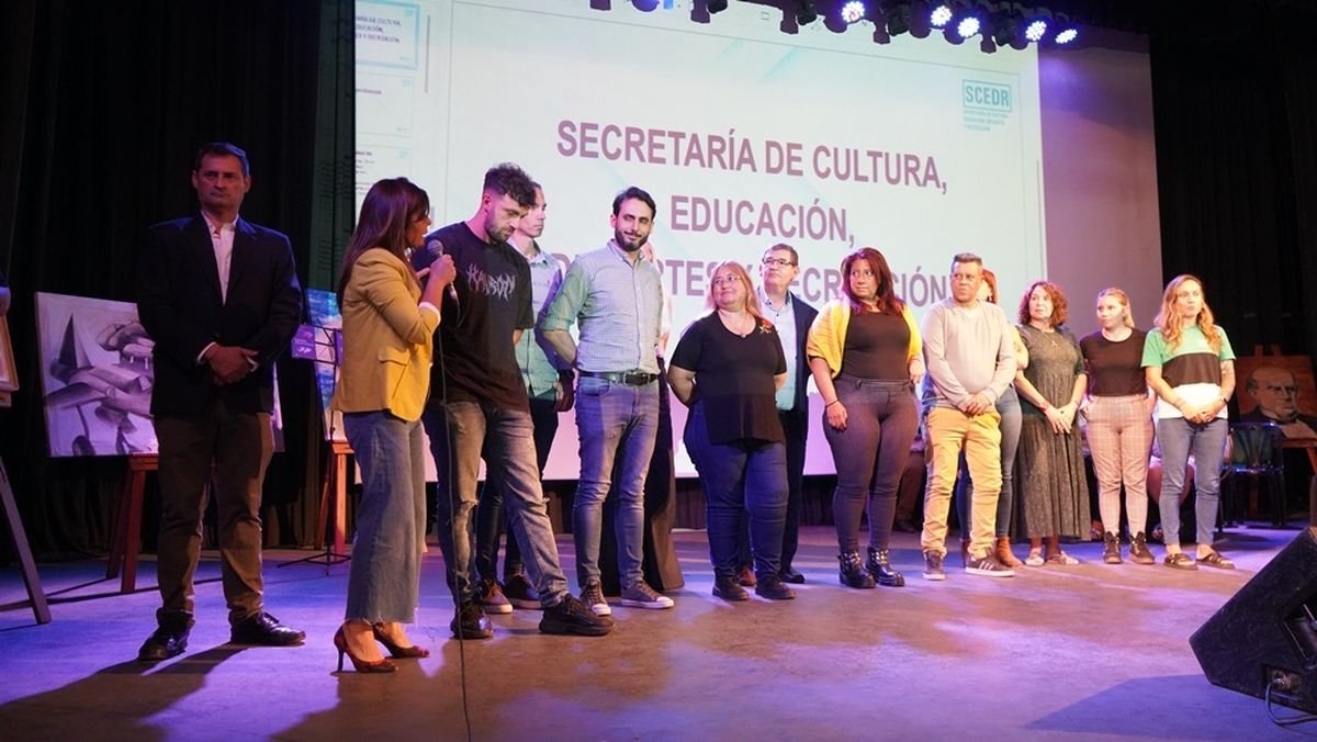 Presentaron el proyecto educativo de Merlo.