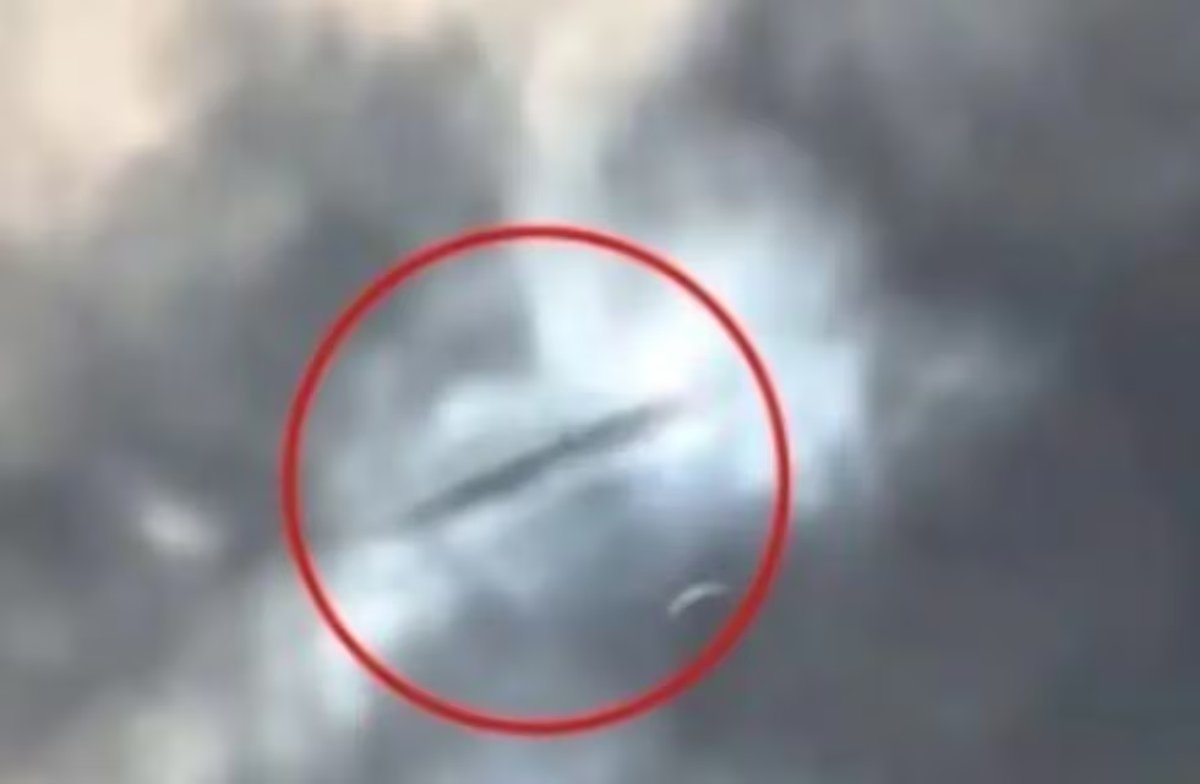 Un aparente OVNI es furor en redes.