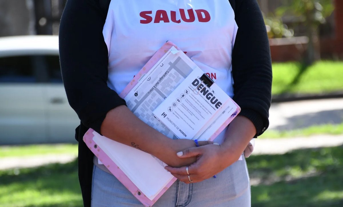 Operativos contra el dengue en Mor&oacute;n.