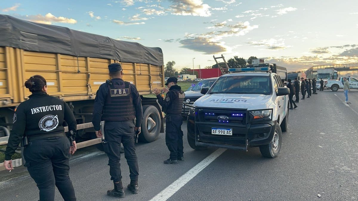 El punto del Acceso Oeste donde ocurri&oacute; el tr&aacute;gico incidente.