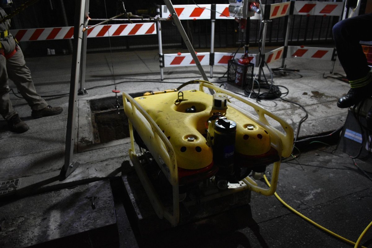 Uno de los ROVs que usar&aacute; AySA para inspeccionar el r&iacute;o subterr&aacute;neo de La Matanza.