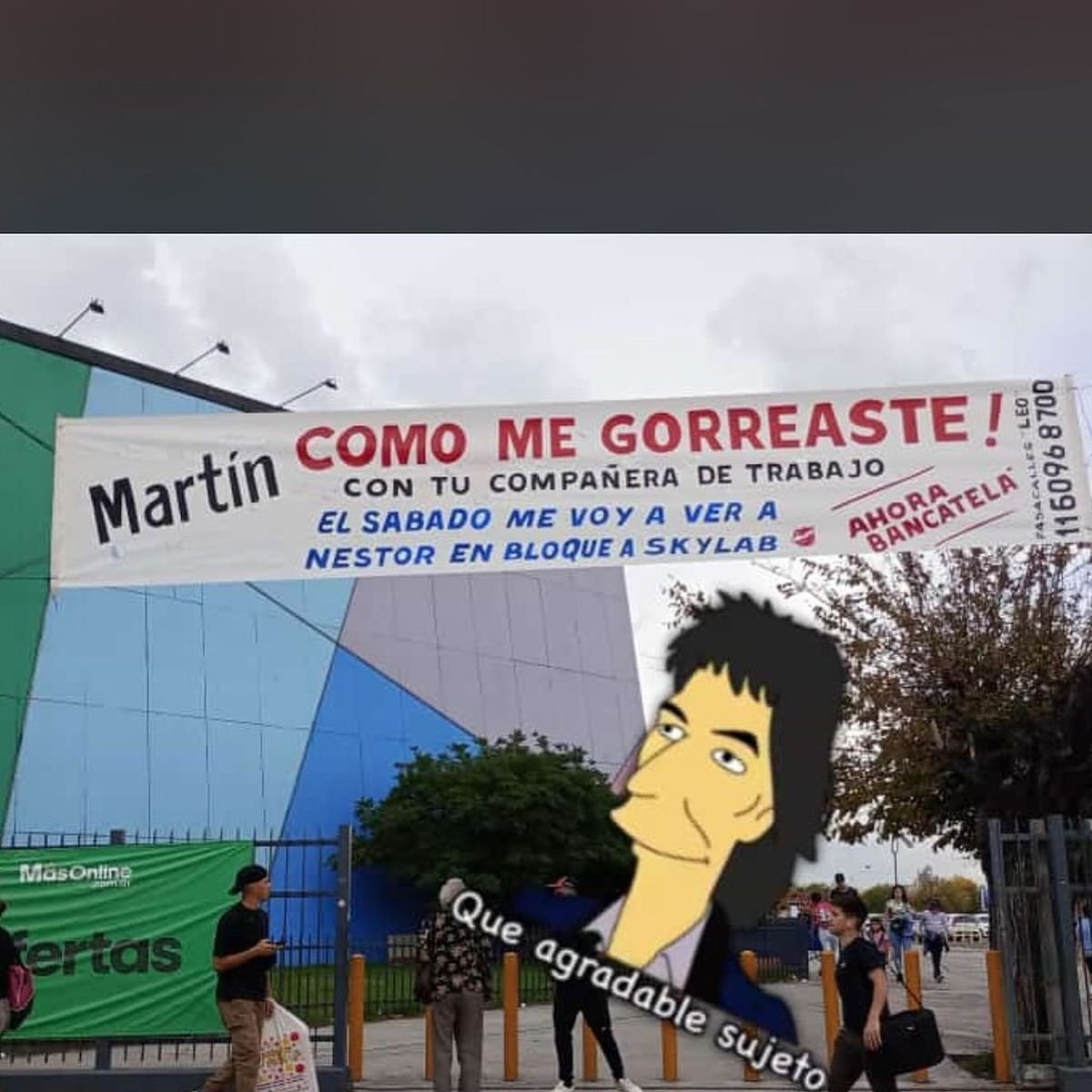 El pasacalles de Zona Oeste que se volvi&oacute; viral, realizado por @pasacalles_leo