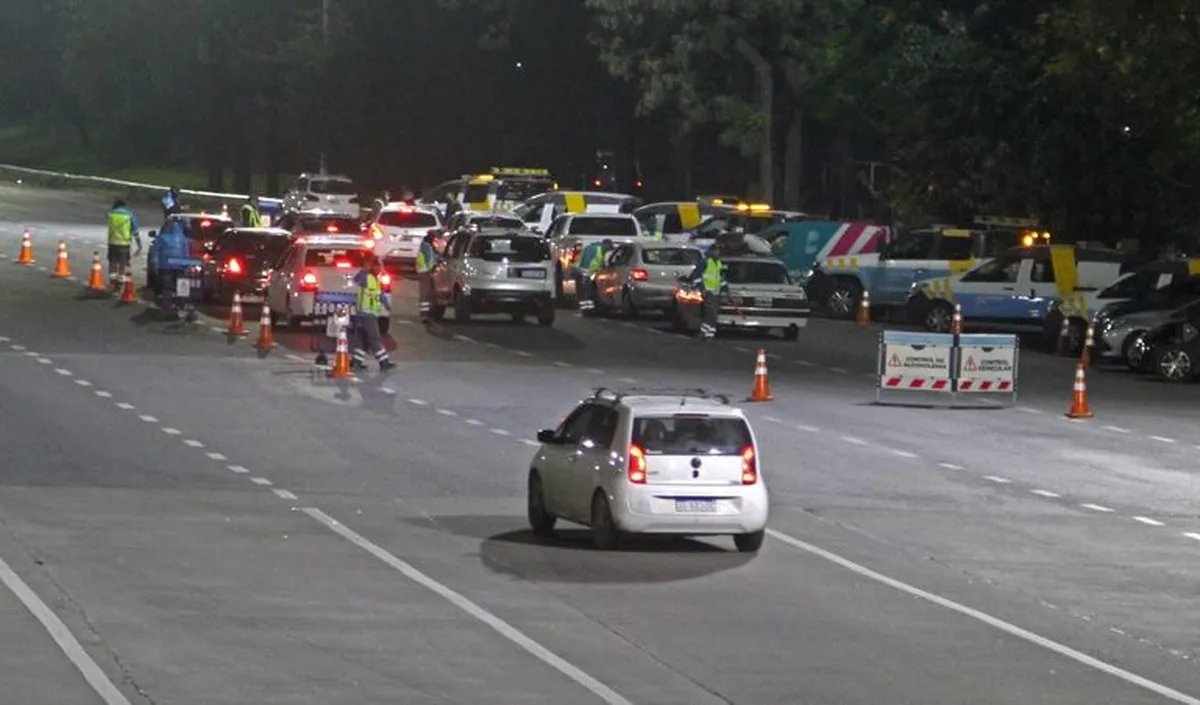 Controles en la Ricchieri a la altura de Villa Celina.