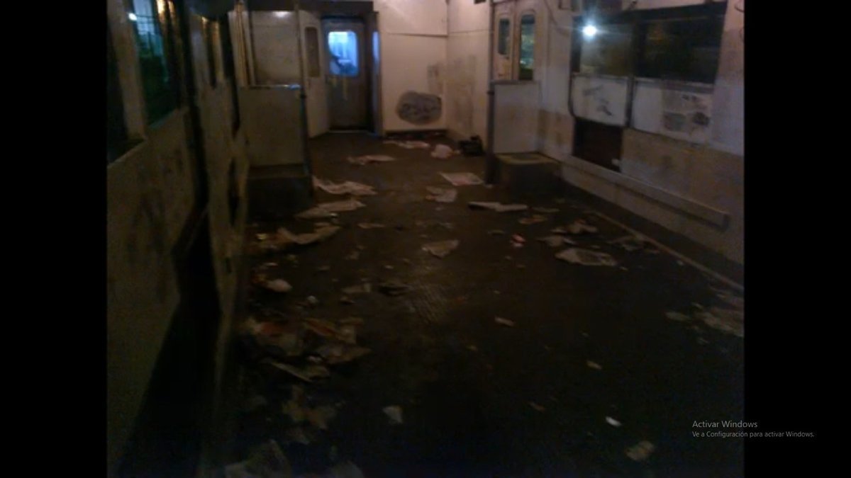 As&iacute; eran los furgones del Tren Sarmiento. Cr&eacute;ditos: Ferrosaurio.