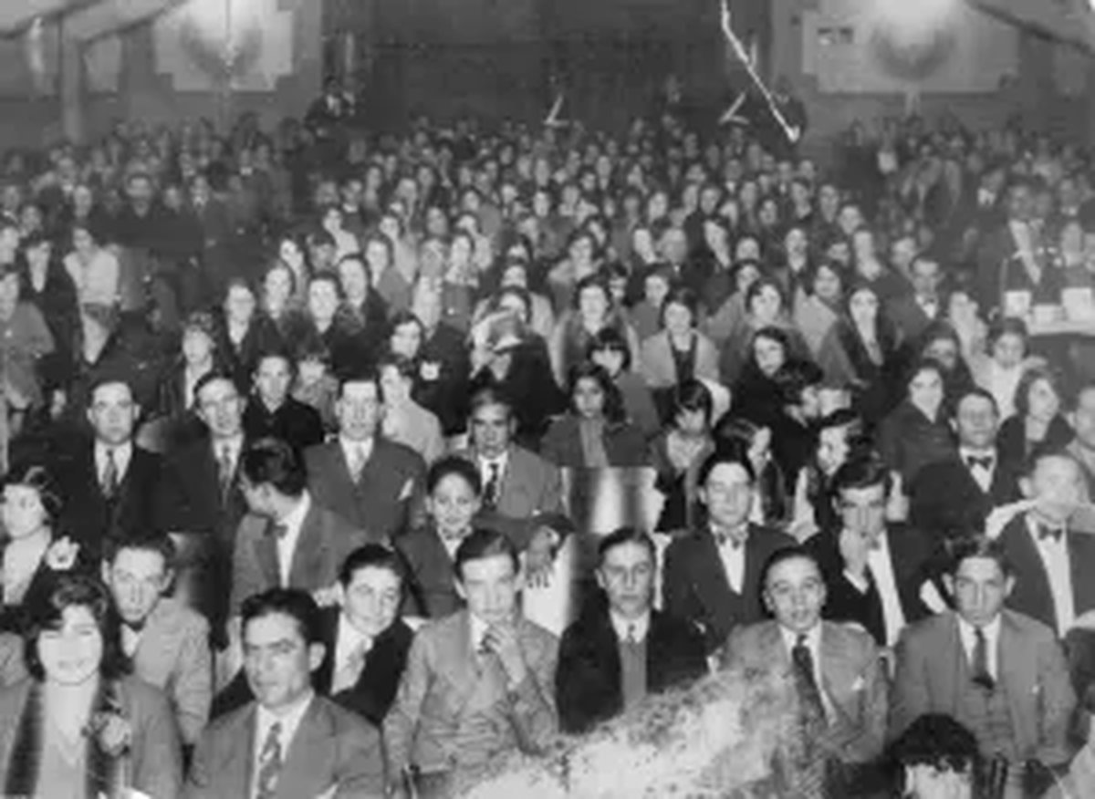 Historias del Oeste: c&oacute;mo era la &uacute;nica sala de espect&aacute;culos que ten&iacute;a El Palomar en 1928.