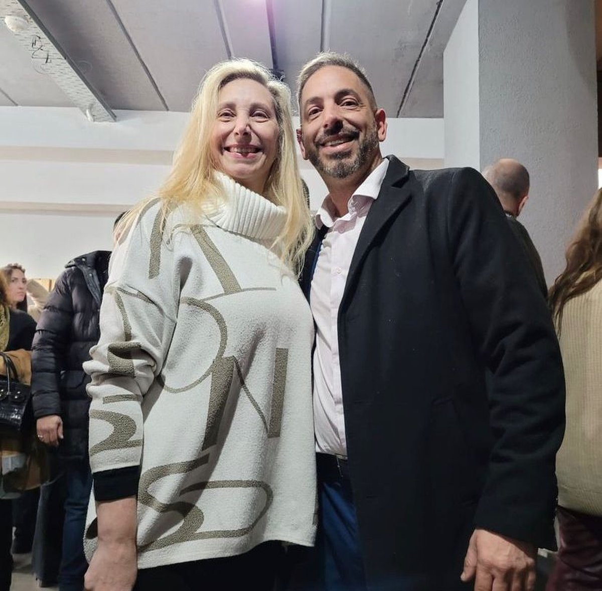 Karina Milei desembarc&oacute; en Castelar con una campa&ntilde;a de afiliaci&oacute;n