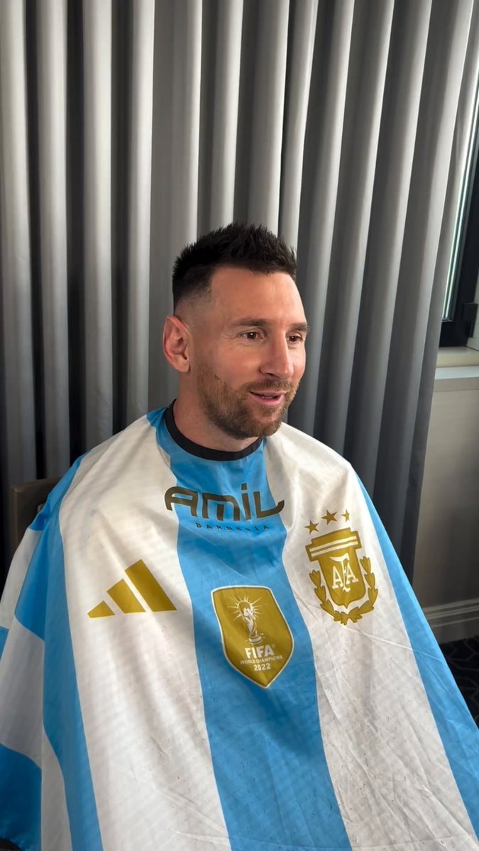 Nuevo look de Messi. Foto: captura.