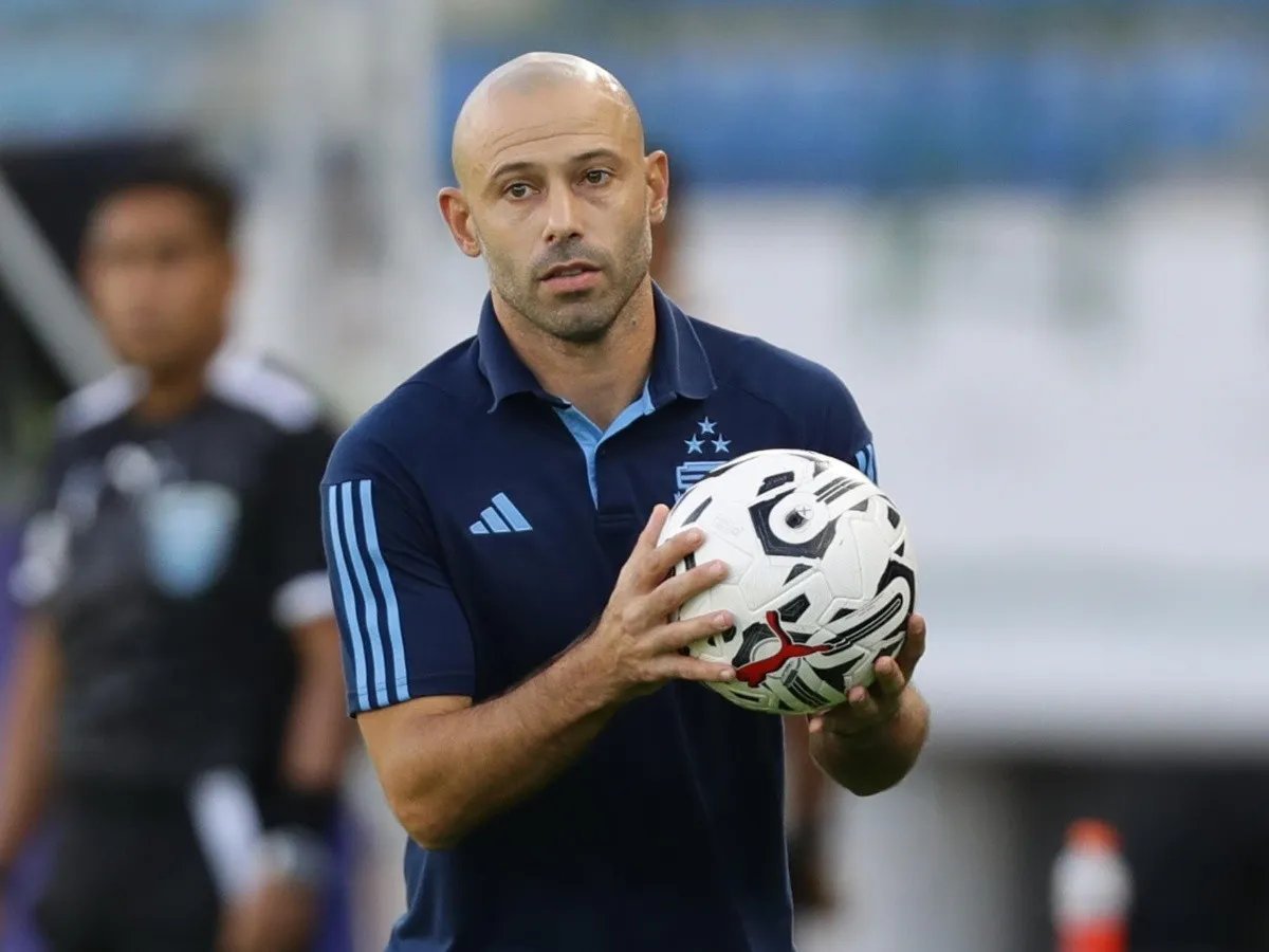 Javier Mascherano, entrenador de la Selecci&oacute;n Argentina Sub-23. Foto: TNT Sports.