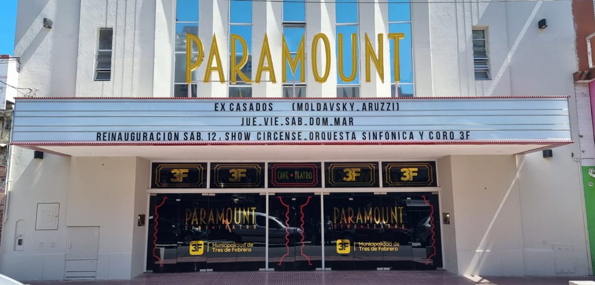 El Cine Teatro Paramount de Caseros.
