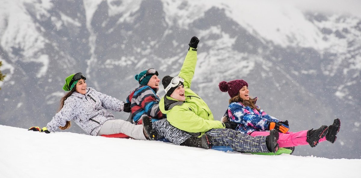Cu&aacute;les son los cambios en los viajes de egresados que oficializ&oacute; el gobierno.