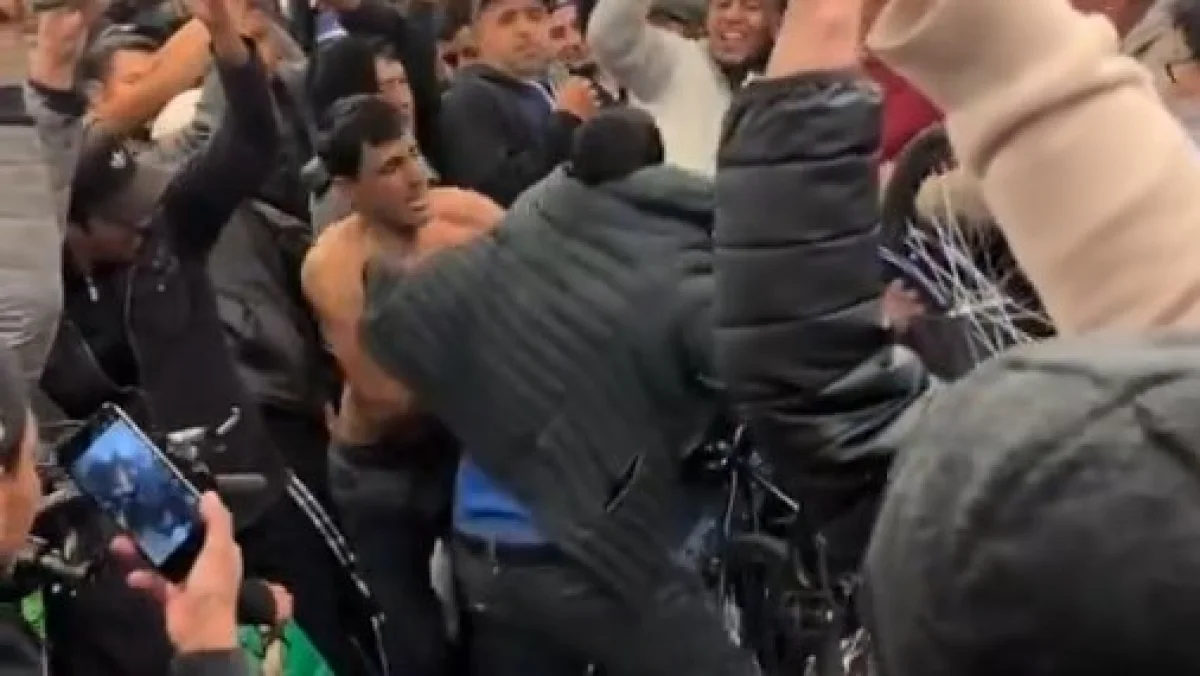 Se armó el club de la pelea en el Tren San Martín: "Así se vive acá ...