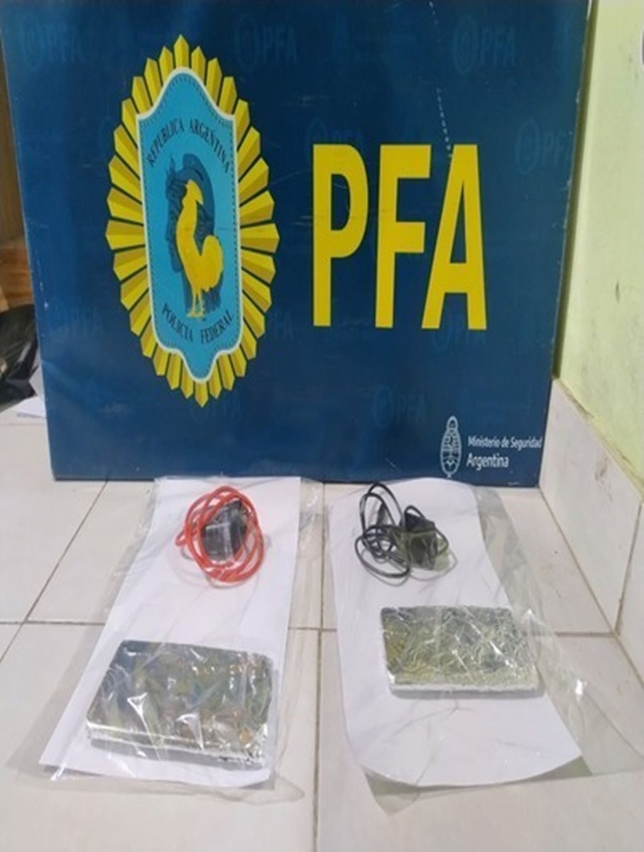 Los m&oacute;viles incautados en Virrey del Pino.