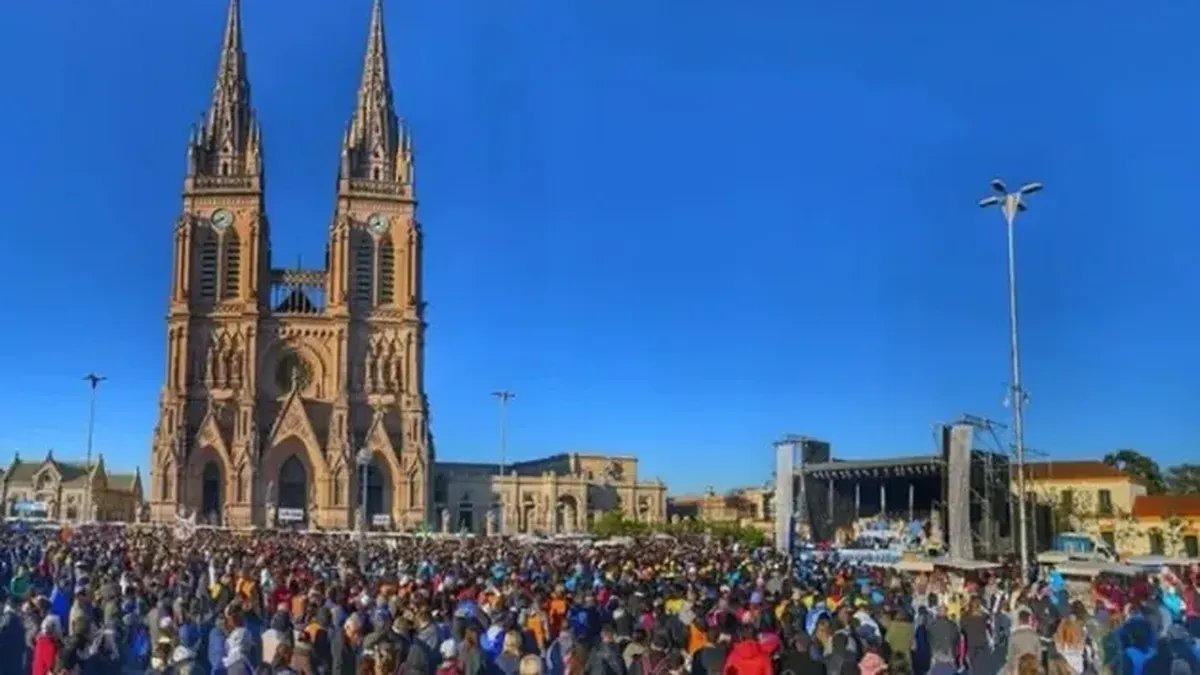 Peregrinaci&oacute;n Juvenil a Luj&aacute;n.