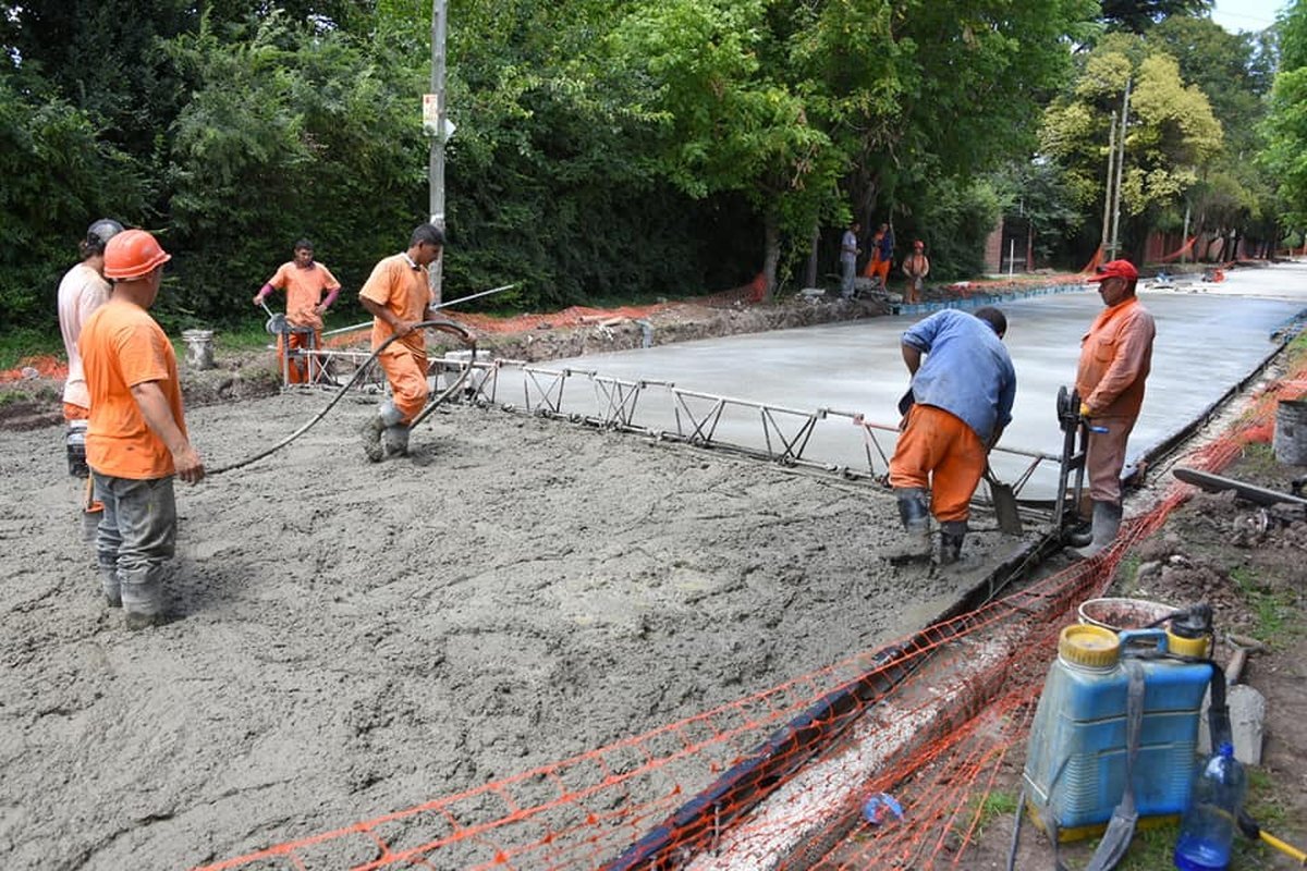 Hay cortes de calles y desv&iacute;os de colectivos en Ituzaing&oacute; por obras.