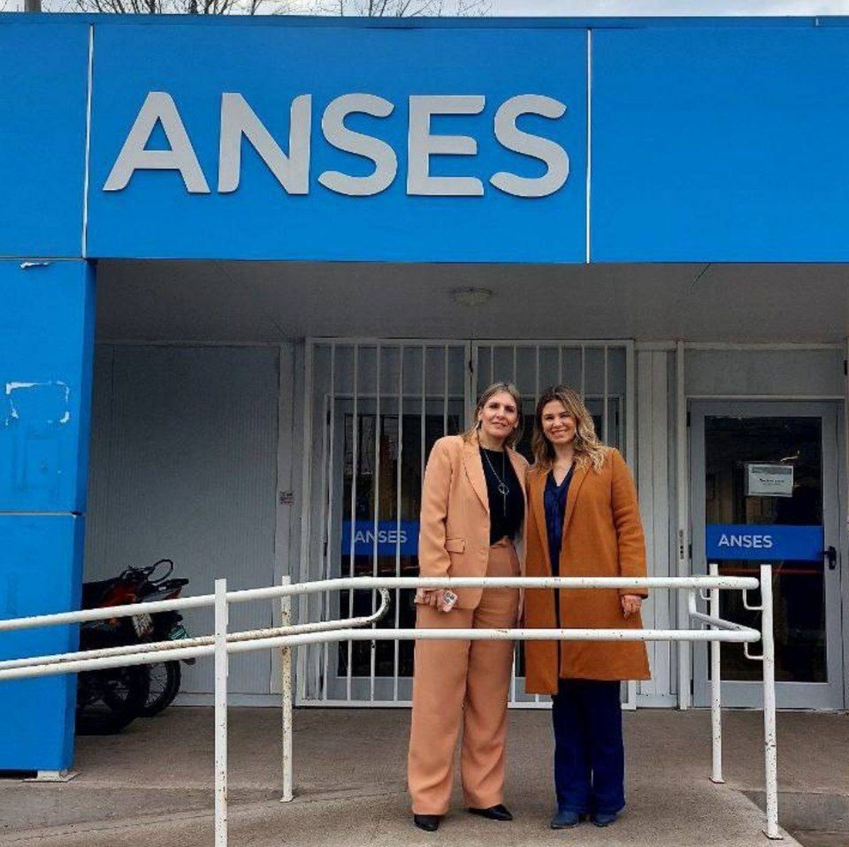 Gal&iacute;ndez y Giorgini en el ANSES de William Morris.