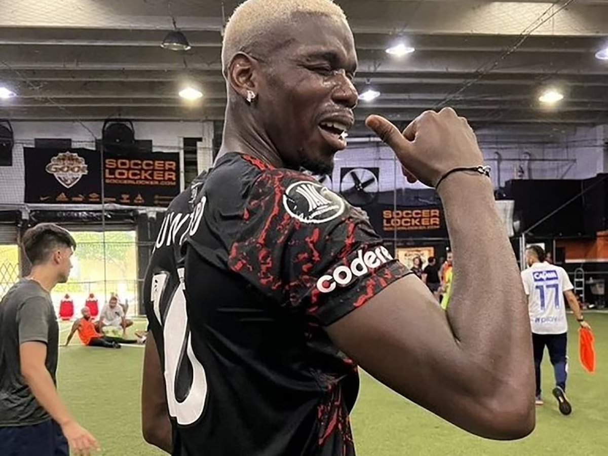 La foto viral de Paul Pogba con la camiseta de River Plate. Foto: Infobae.