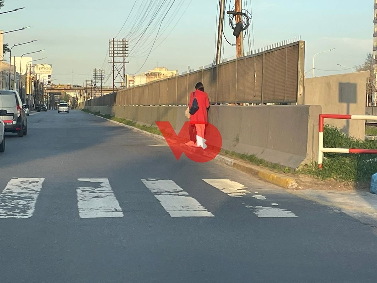 El malestar de la comunidad de Ramos Mej&iacute;a por las paradas de colectivos de calle Ardoino.