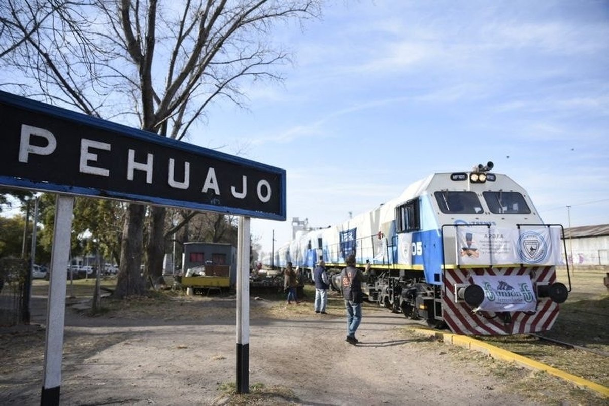 La marcha blanca del Tren Sarmiento a Pehuaj&oacute;.