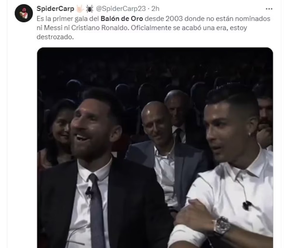 Las redes explotaron con memes luego de la gala del Bal&oacute;n de Oro. Foto: Captura.