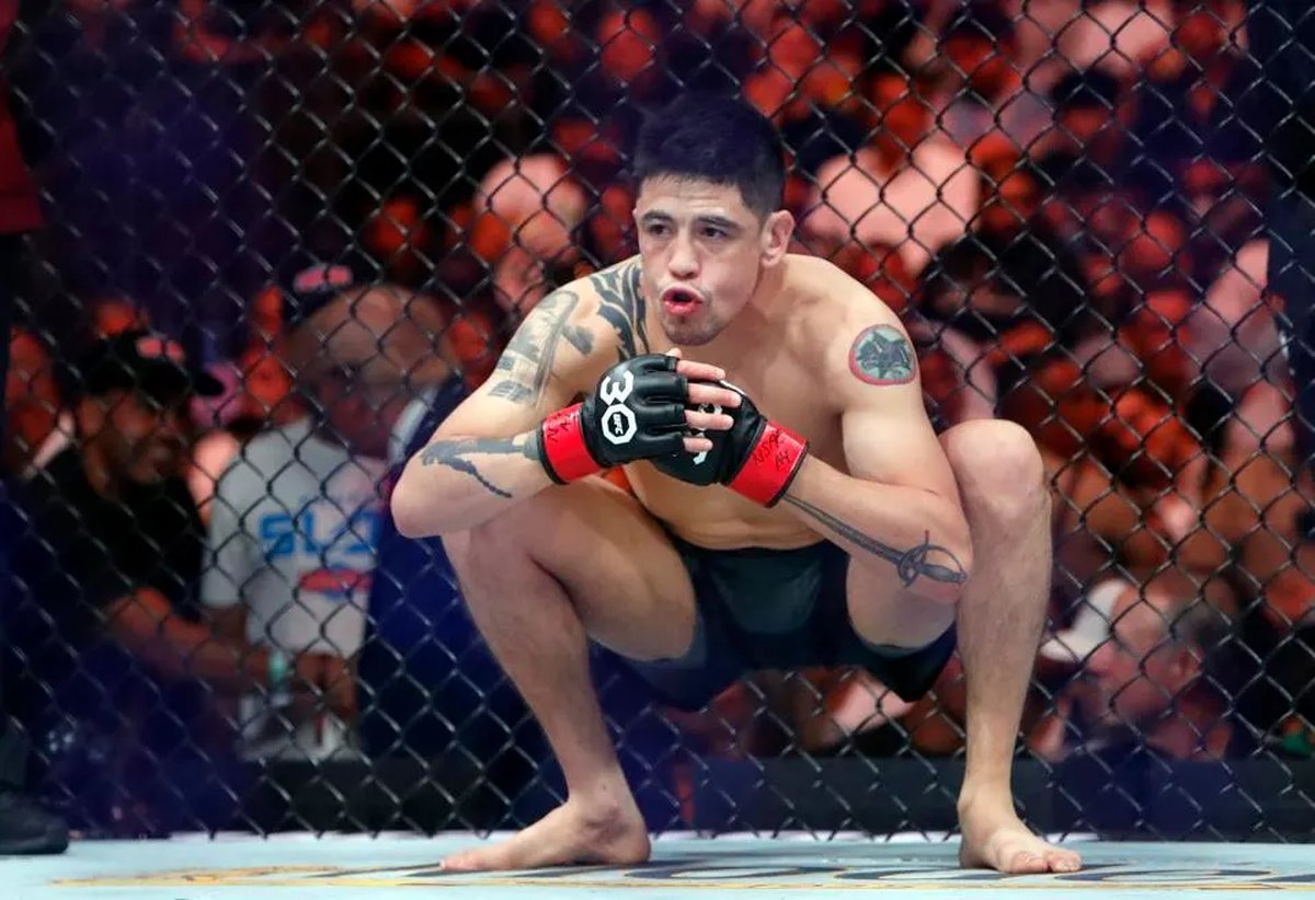 Brandon Moreno pelear&aacute; en la estelar del UFC Edmonton. Foto: Getty Images.