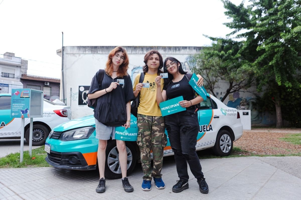 Escuela Municipal de J&oacute;venes Conductores.