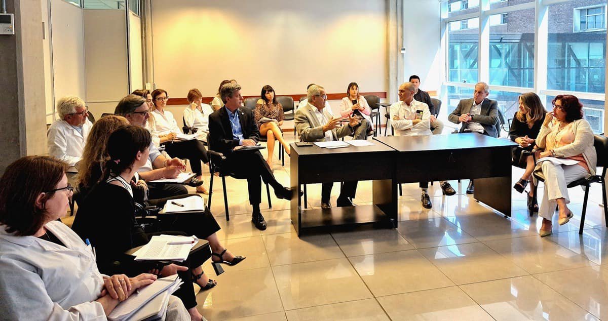 Reuni&oacute;n de la SIGEN con el Hospital Posadas.