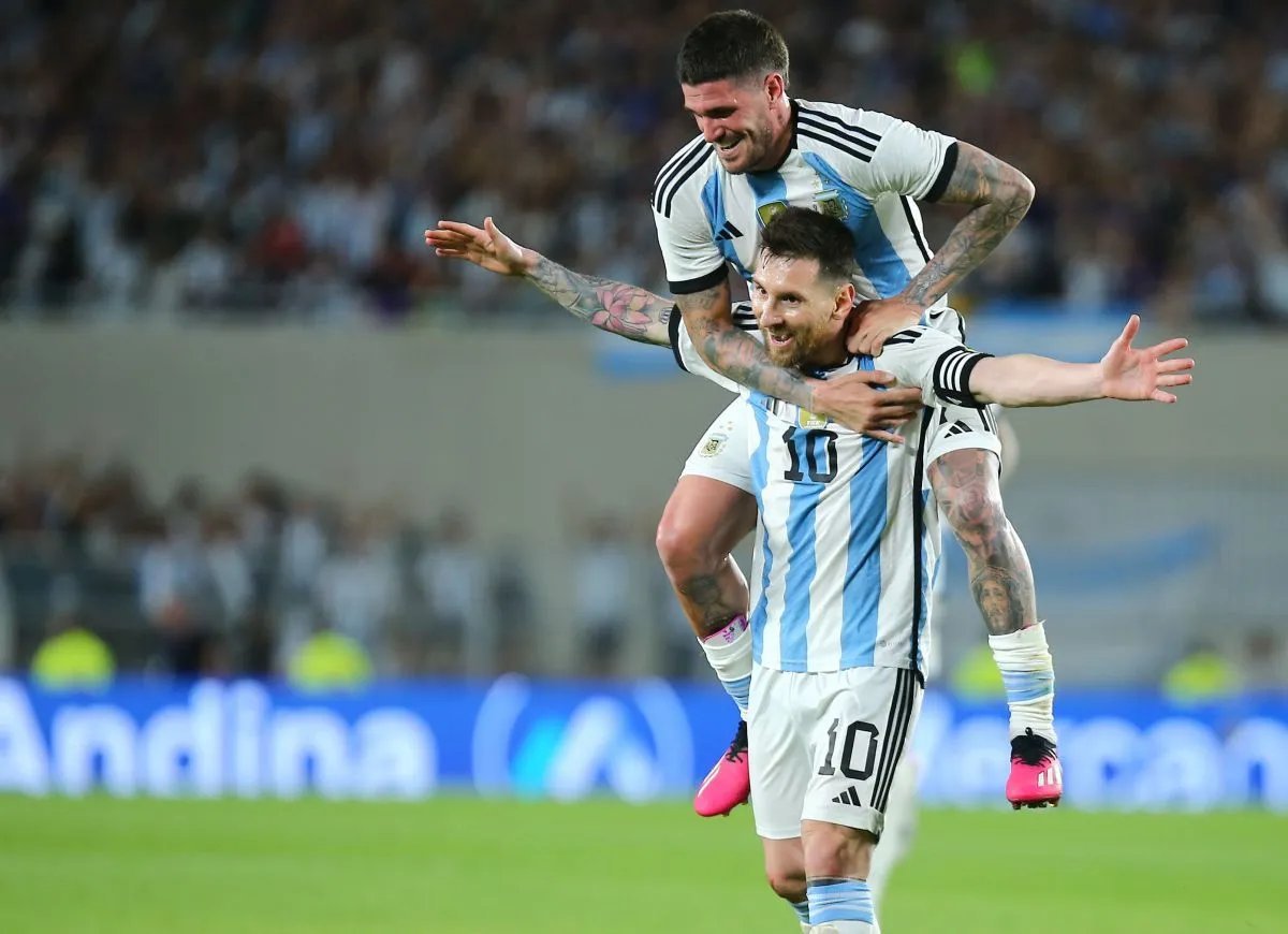 La Selecci&oacute;n Argentina se prepara para nuevos desaf&iacute;os en las Eliminatorias. Foto: La Monta&ntilde;a Noticias.