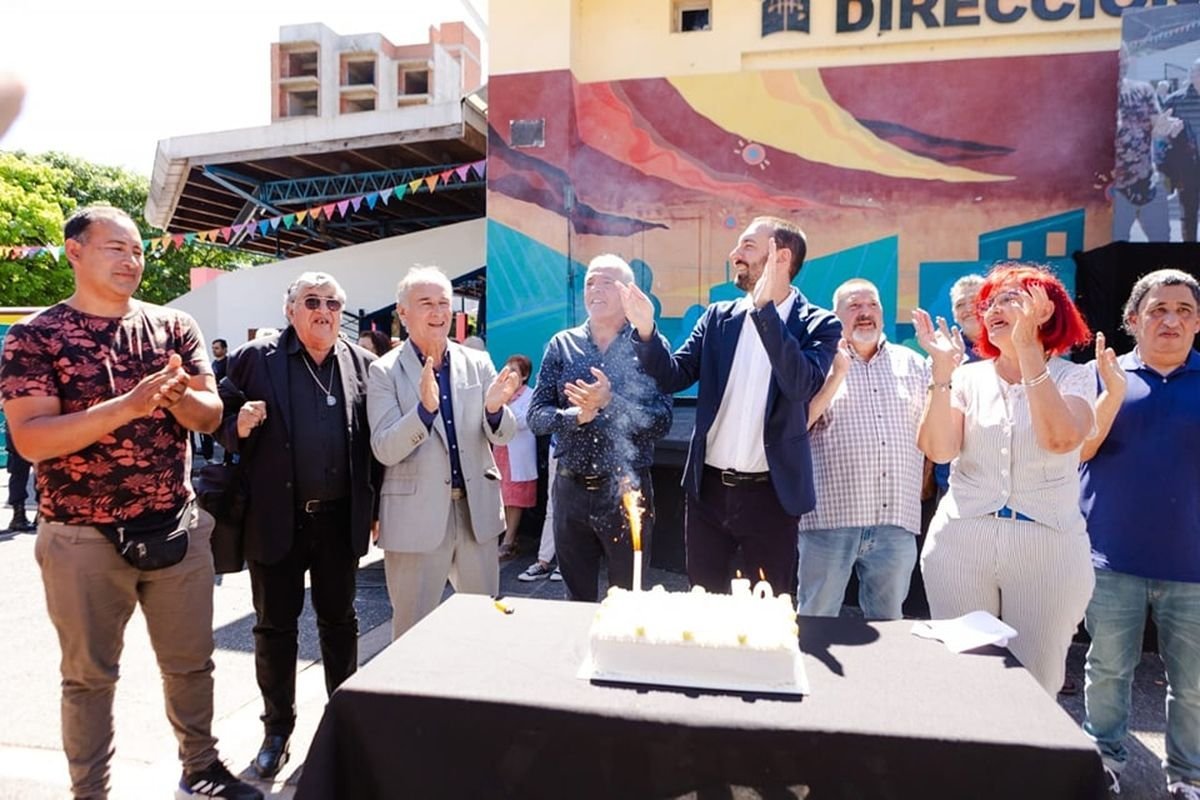 Los festejos por los 50 a&ntilde;os de Villa Tesei en el Centro Cultural Leopoldo Marechal.