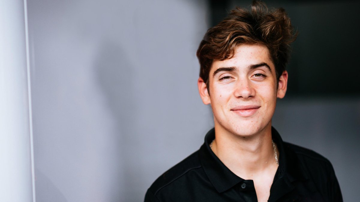 Franco Colapinto contin&uacute;a brillando en la F&oacute;rmula 1. Foto: Sporting News.