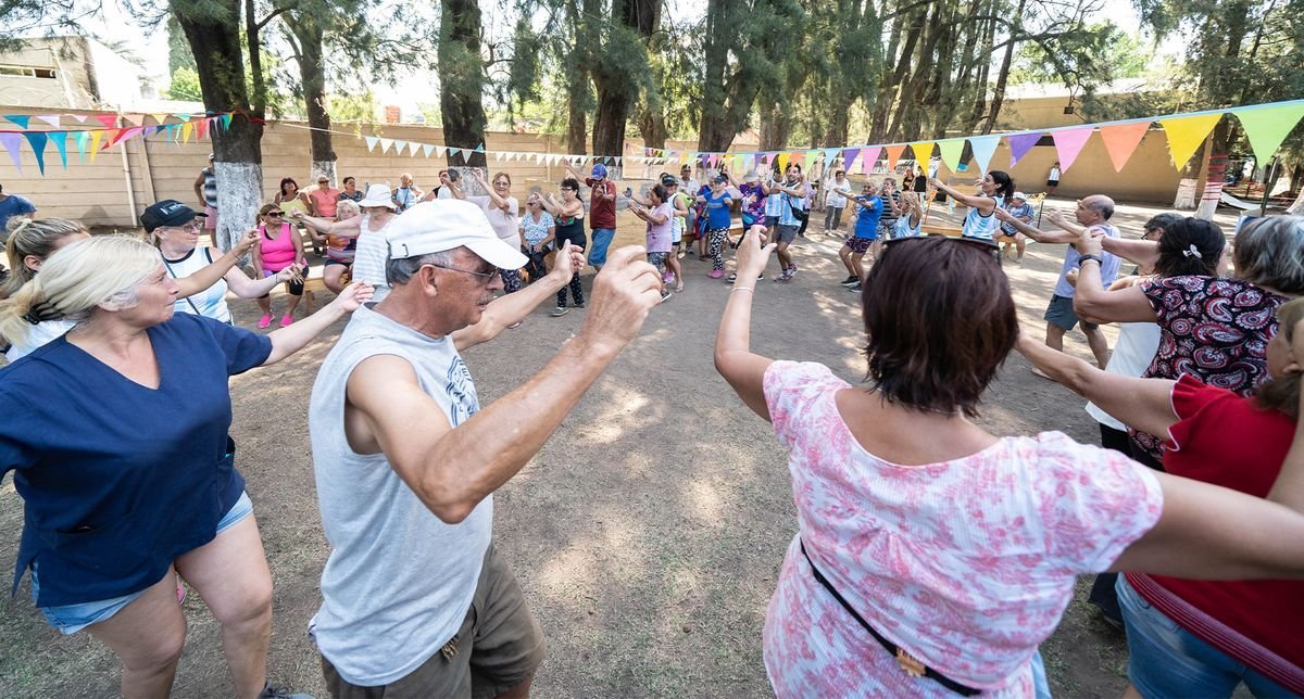 Colonia para personas adultas en Paso del Rey: c&oacute;mo inscribirse y cu&aacute;ndo arranca.