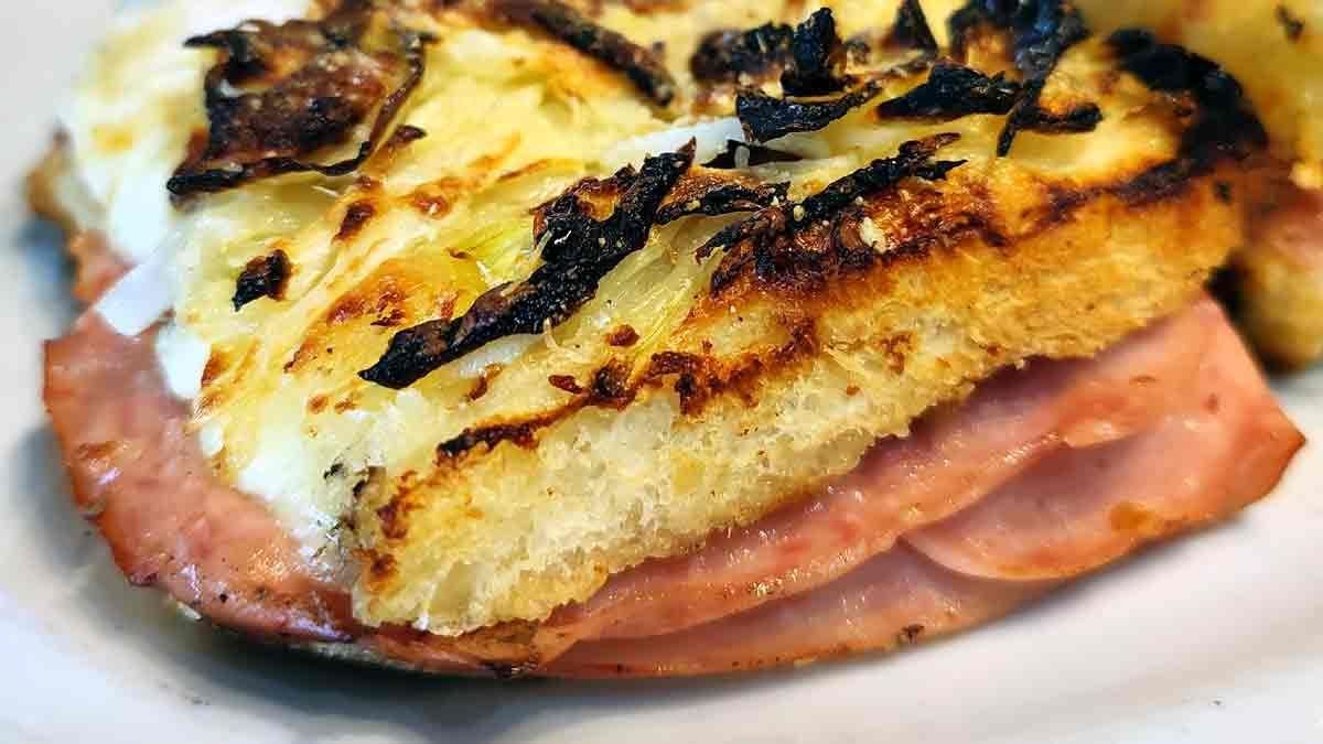 Seg&uacute;n la IA la pizzer&iacute;a Santa Luc&iacute;a de Caseros es la mejor de Zona Oeste.