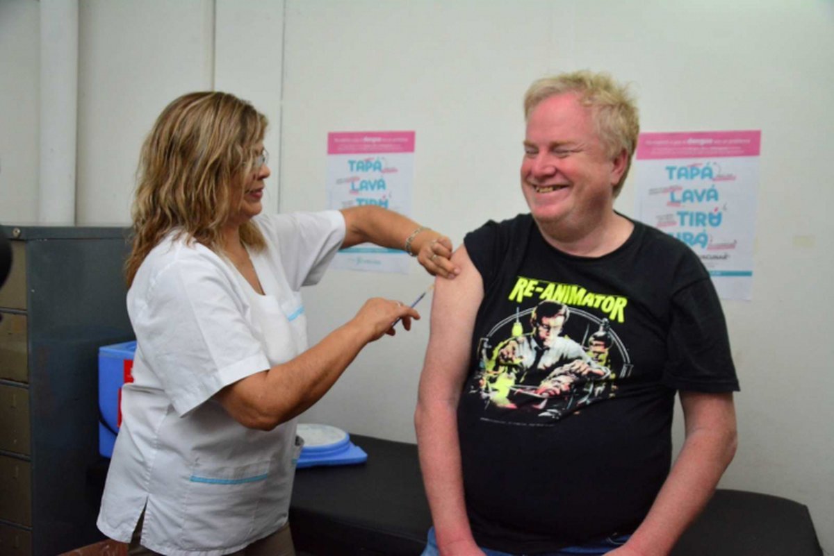 Comienzan a aplicar la segunda dosis de la vacuna contra el dengue en la Provincia de Buenos Aires.