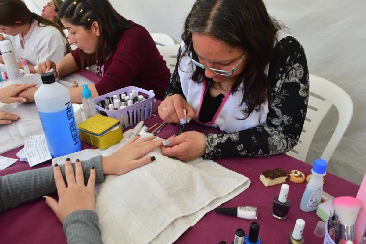 La Escuela Municipal de Artes y Oficios de Merlo abri&oacute; la inscripci&oacute;n a varios cursos.