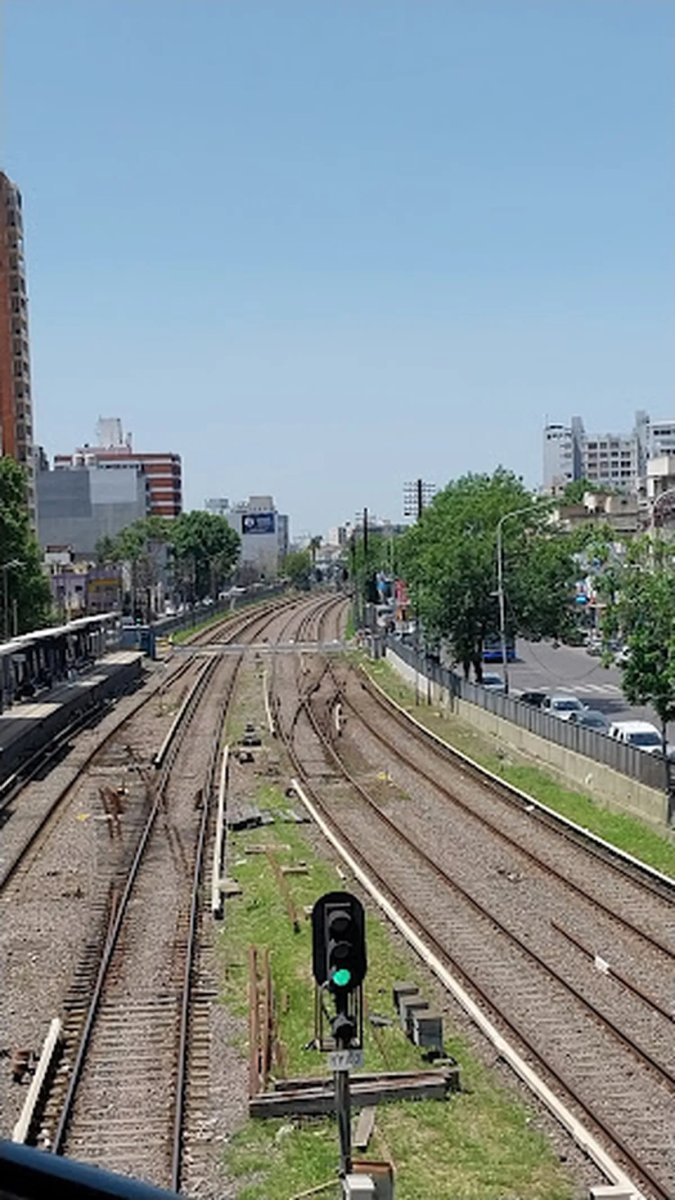 Las v&iacute;as del Tren Sarmiento en Ramos Mej&iacute;a.