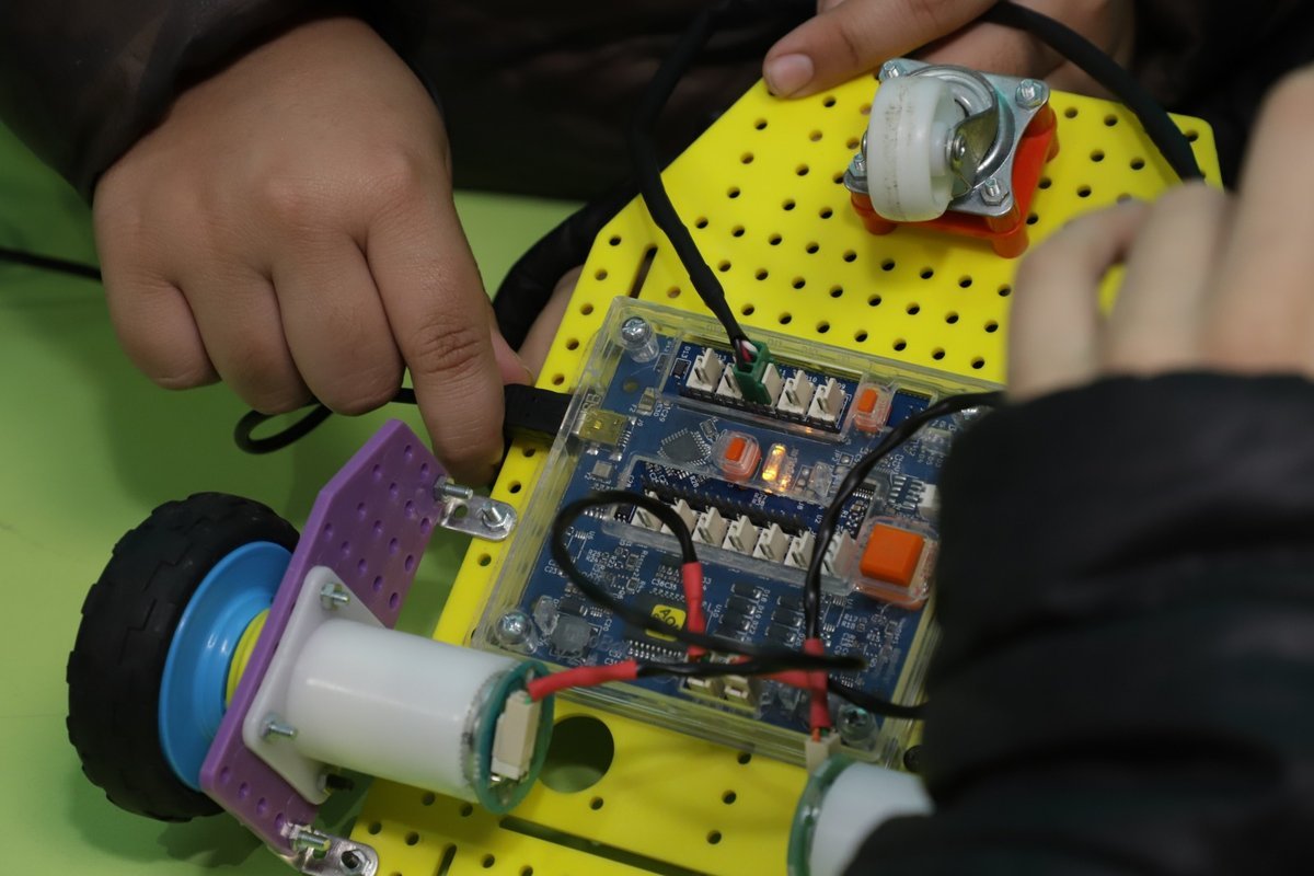 Rob&oacute;tica para ni&ntilde;os en La Matanza.