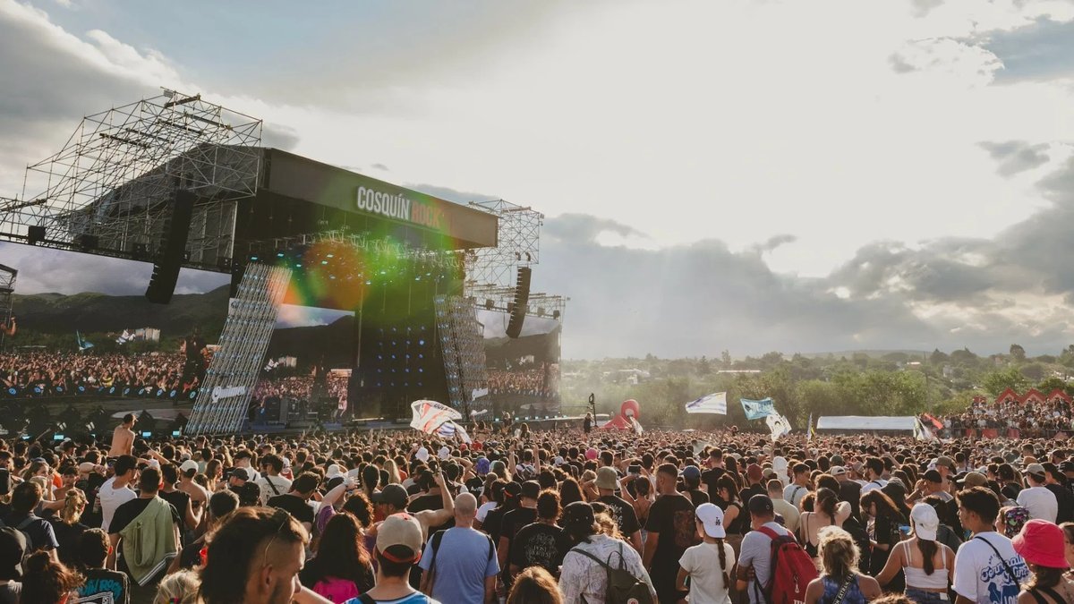 Duras cr&iacute;ticas a Javier Milei en el Cosqu&iacute;n Rock. Foto: Indie Club.