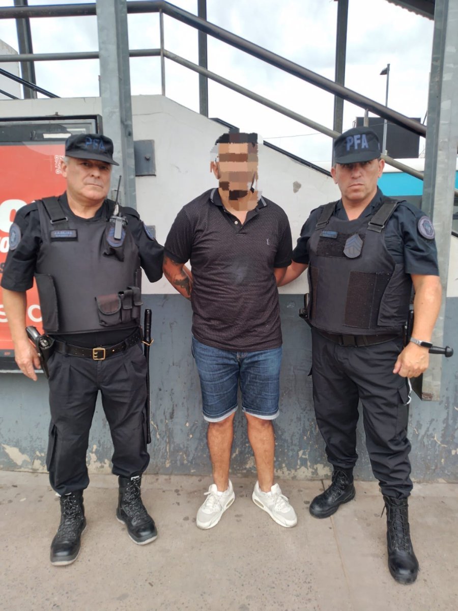 El pr&oacute;fugo detenido en la cabecera morenense del Tren Sarmiento.