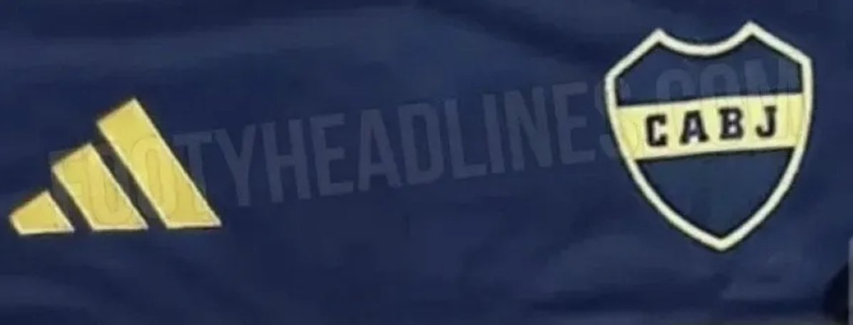 La posible nueva camiseta de Boca Juniors que ha sorprendido en el mundo del f&uacute;tbol. Foto: Footy Headlines.