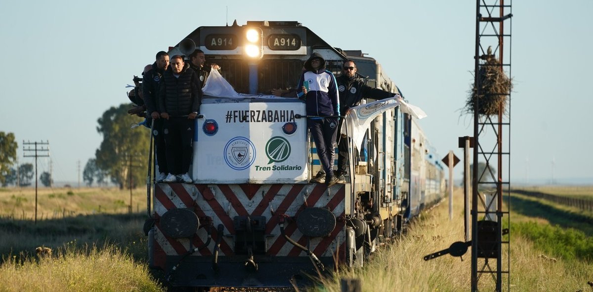 El Tren Solidario llegando a Bah&iacute;a Blanca.