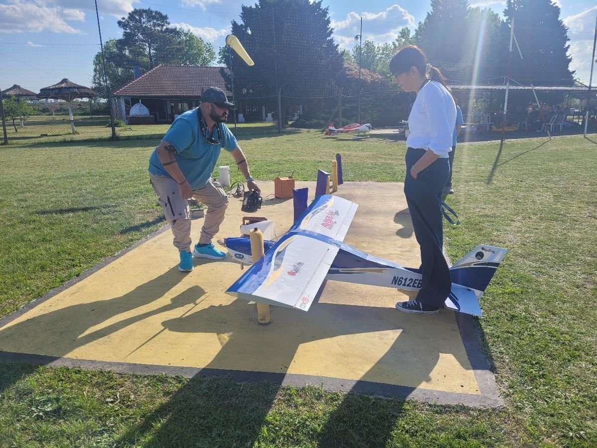Puesta en marcha de un avi&oacute;n.