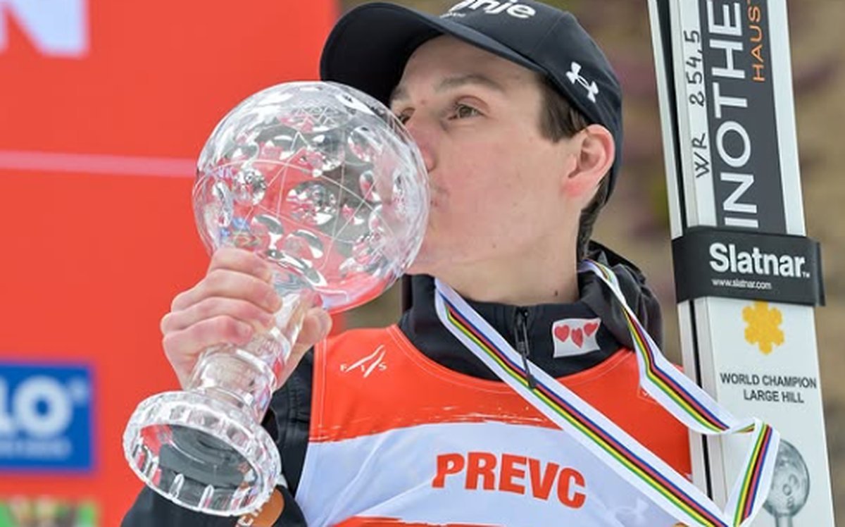 Domen Prevc asombra al mundo con un impresionante salto hist&oacute;rico en esqu&iacute;. Foto: Captura Instagram @domen_prevec.