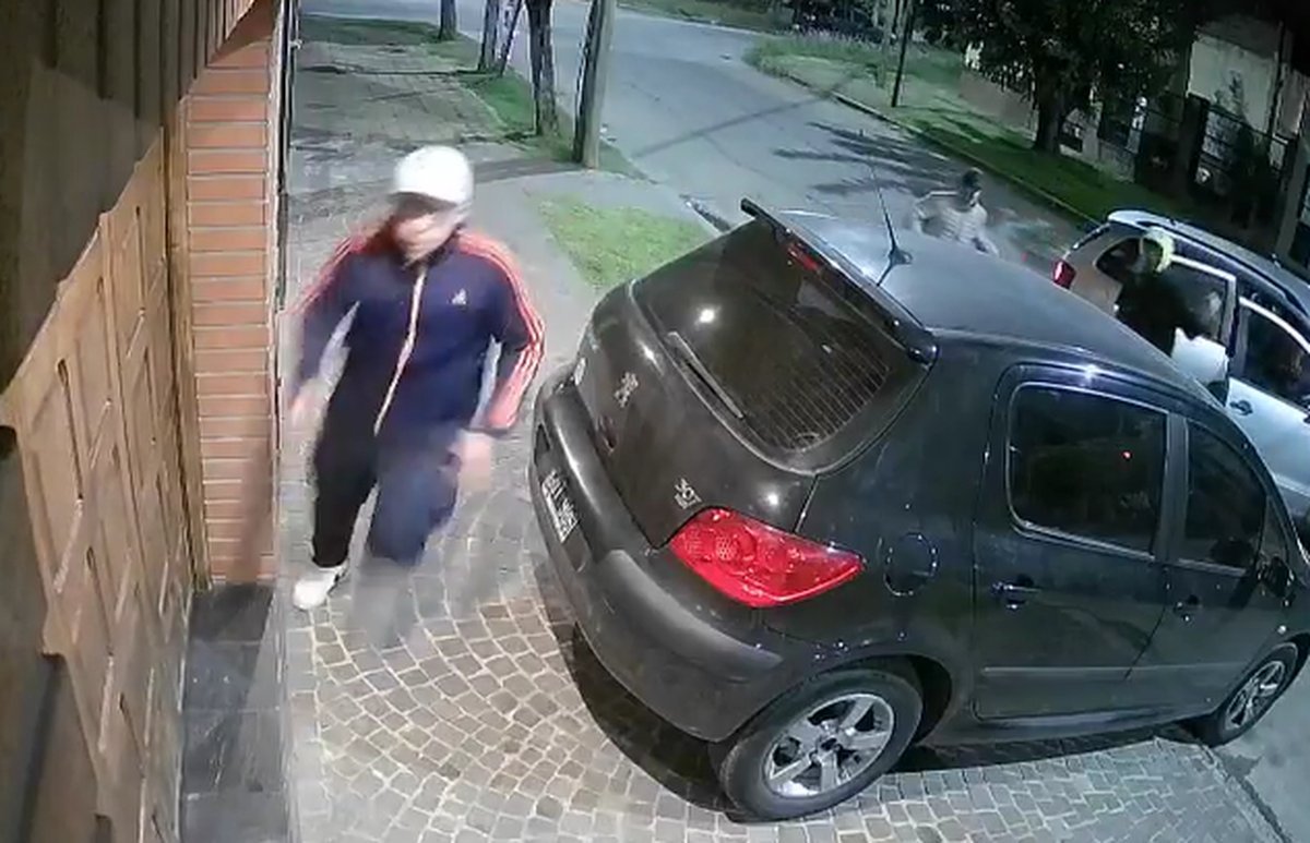 Una familia se salv&oacute; de milagro de un robo en El Palomar.