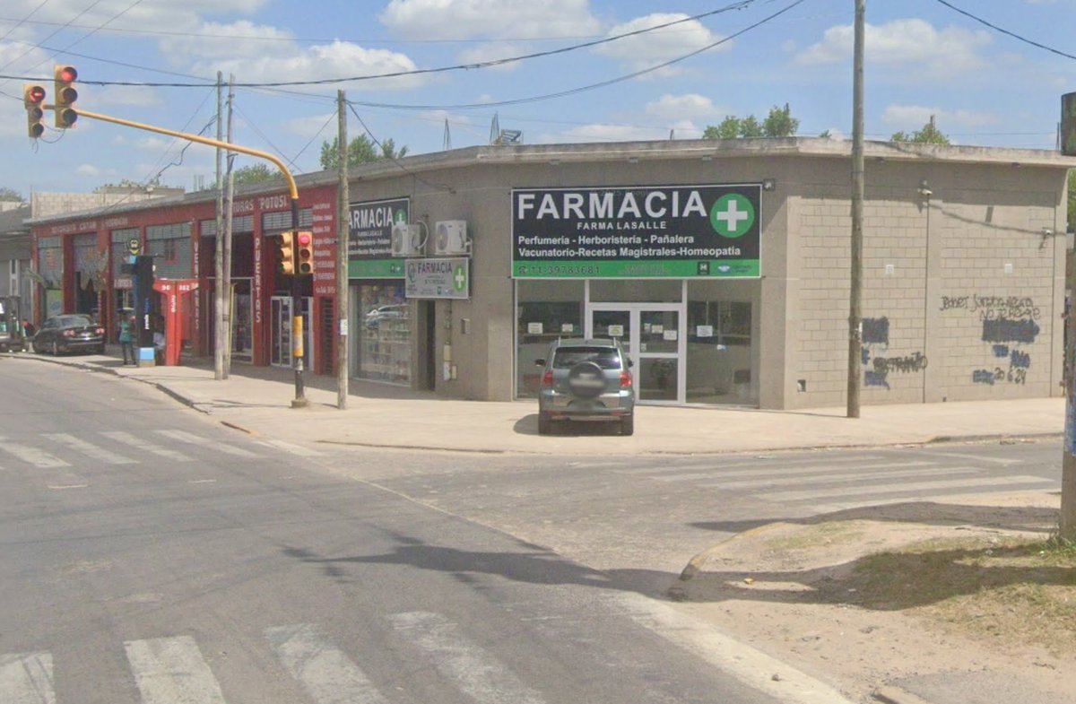 La esquina del incidente en Gonz&aacute;lez Cat&aacute;n.